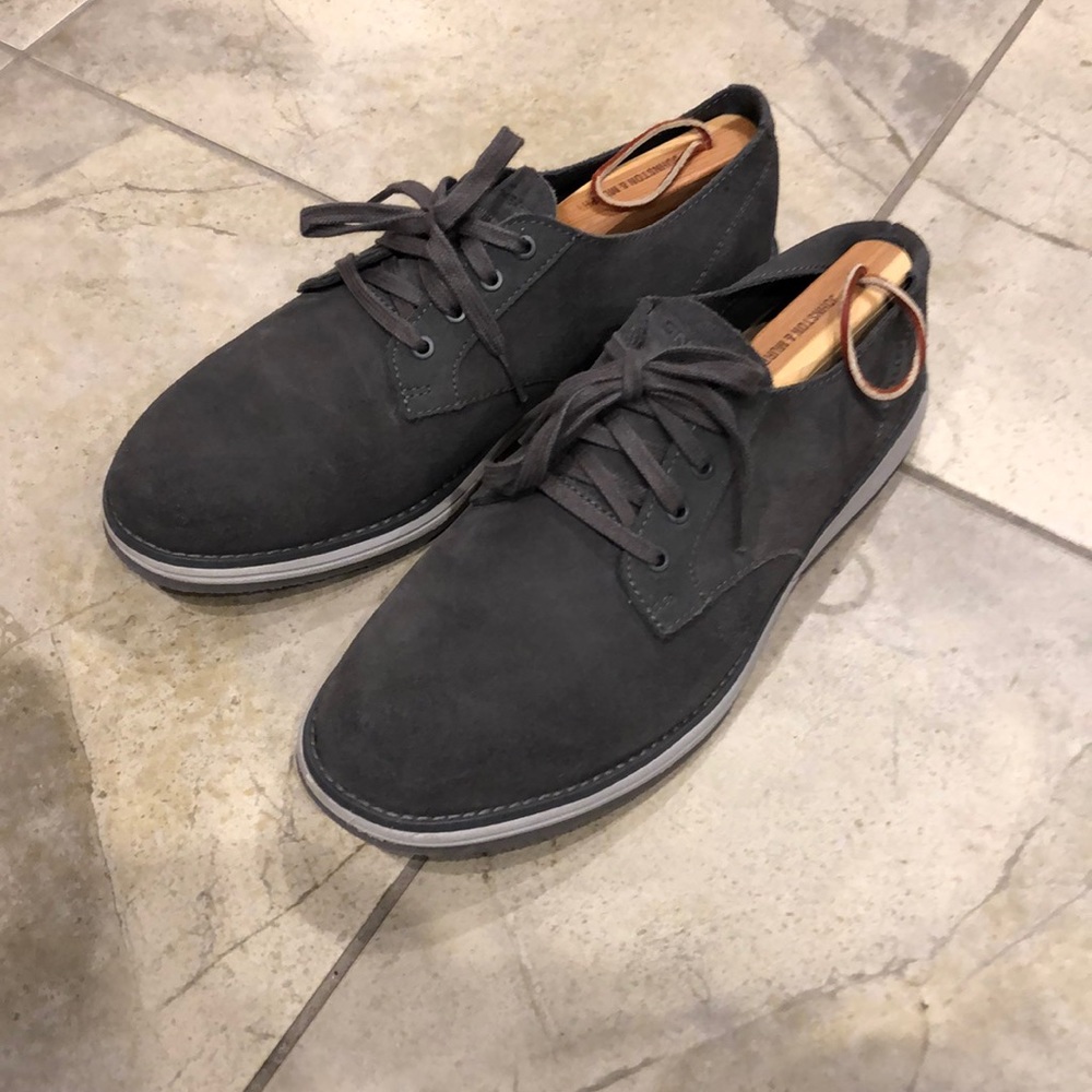 Grey casual shoes Sketchers